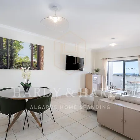 Διαμέρισμα H&h - Rare Chic & Cosy With Wonderful Sea Views, Near To Meia And Center *